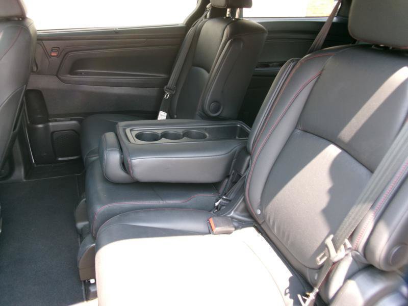 Used 2025 Honda Odyssey Sport-L image 9
