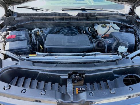 Used 2022 Chevrolet Tahoe High Country RWD image 32