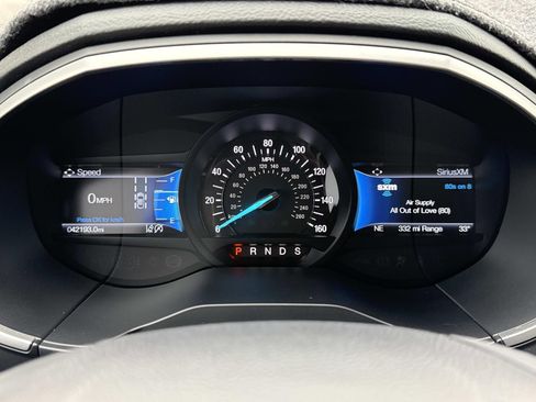 Used 2021 Ford Edge SEL w/ Convenience Package image 17