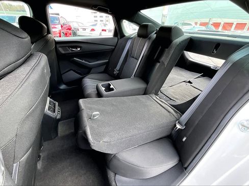 Used 2025 Honda Accord Sport image 20