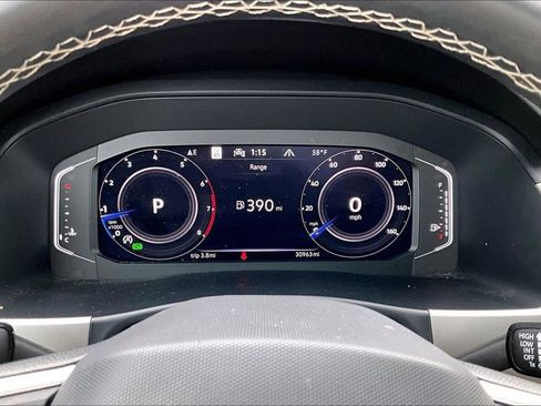 Certified 2023 Volkswagen Atlas Cross Sport SEL image 26