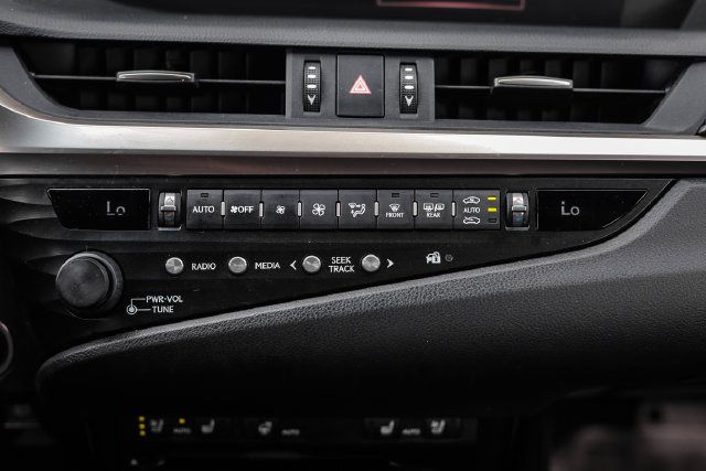 Used 2019 Lexus ES 350 F Sport w/ Accessory Package 2 FWD image 33