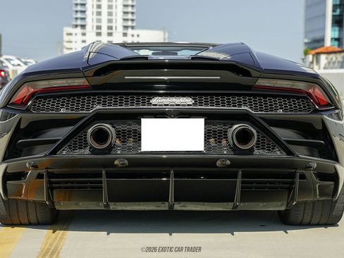 Used 2020 Lamborghini Huracan EVO AWD/4WD image 5