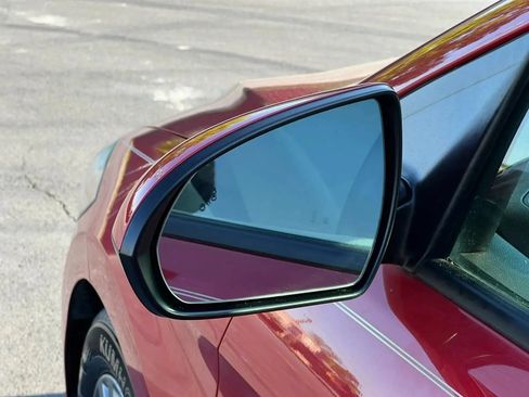 Used 2018 Hyundai Elantra SEL FWD image 12
