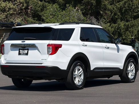 Used 2021 Ford Explorer XLT AWD/4WD image 4