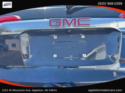 Used 2017 GMC Acadia SLE AWD/4WD image 5