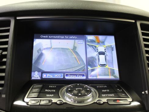 Used 2014 INFINITI QX70 AWD w/ Premium Package image 16