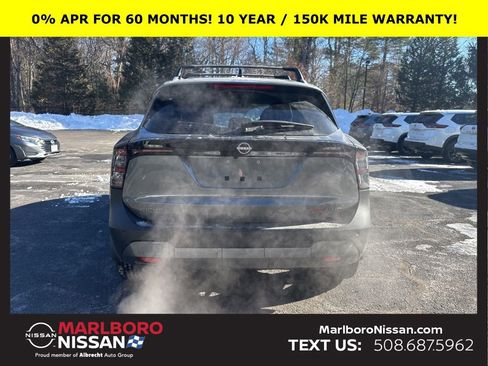 New 2026 Nissan Kicks SR w/ Cold Weather Package image 6