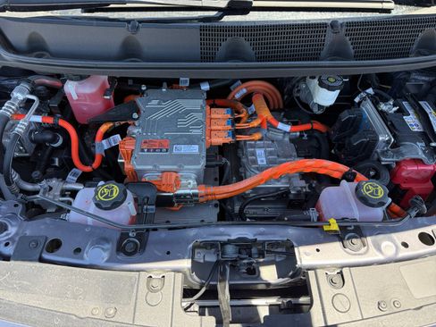 Used 2023 Chevrolet Bolt LT w/ Infotainment Package FWD image 20