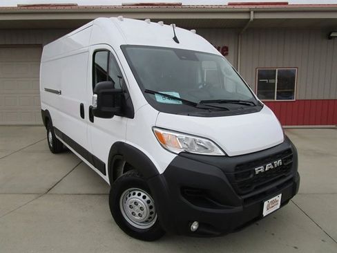 Used 2025 RAM ProMaster 2500 w/ Convenience Group FWD image 1