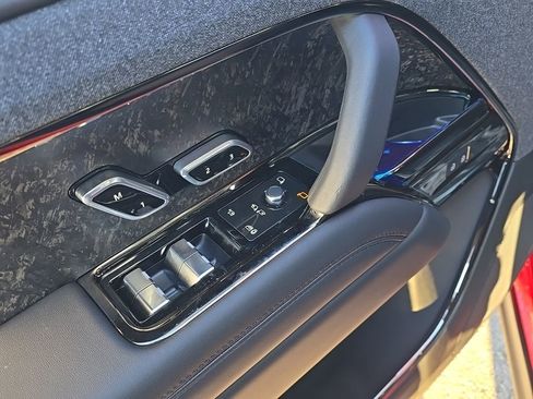 New 2026 Land Rover Range Rover Sport Dynamic SE AWD/4WD image 11