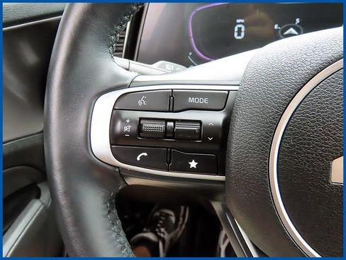 Used 2023 Kia Sportage EX AWD/4WD image 17