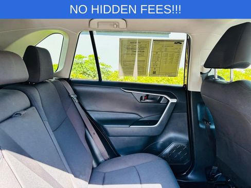 Used 2019 Toyota RAV4 LE image 22