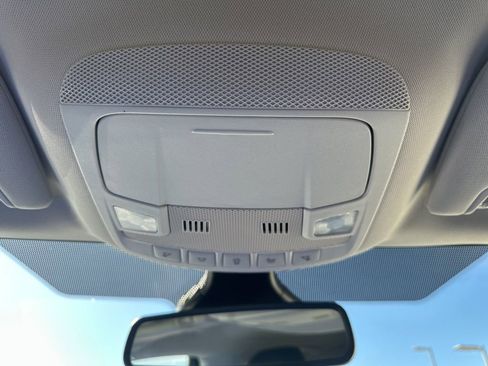 Used 2022 Ford Edge SEL image 8