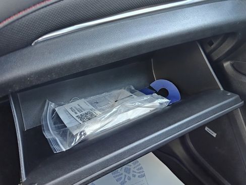 Used 2023 Chevrolet Traverse RS image 47