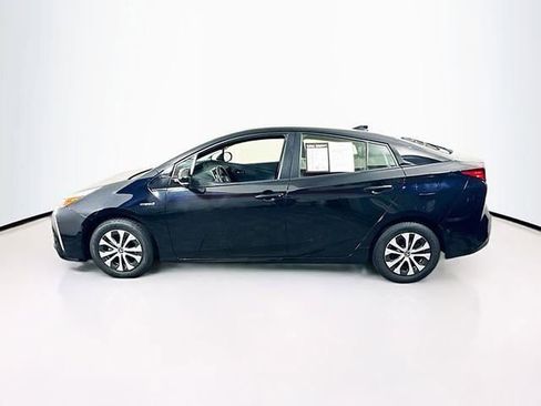 Used 2019 Toyota Prius XLE image 5