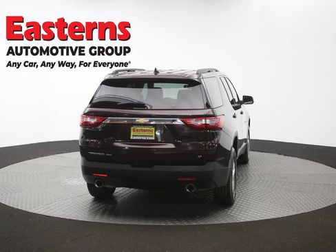 Used 2021 Chevrolet Traverse LT AWD/4WD image 39