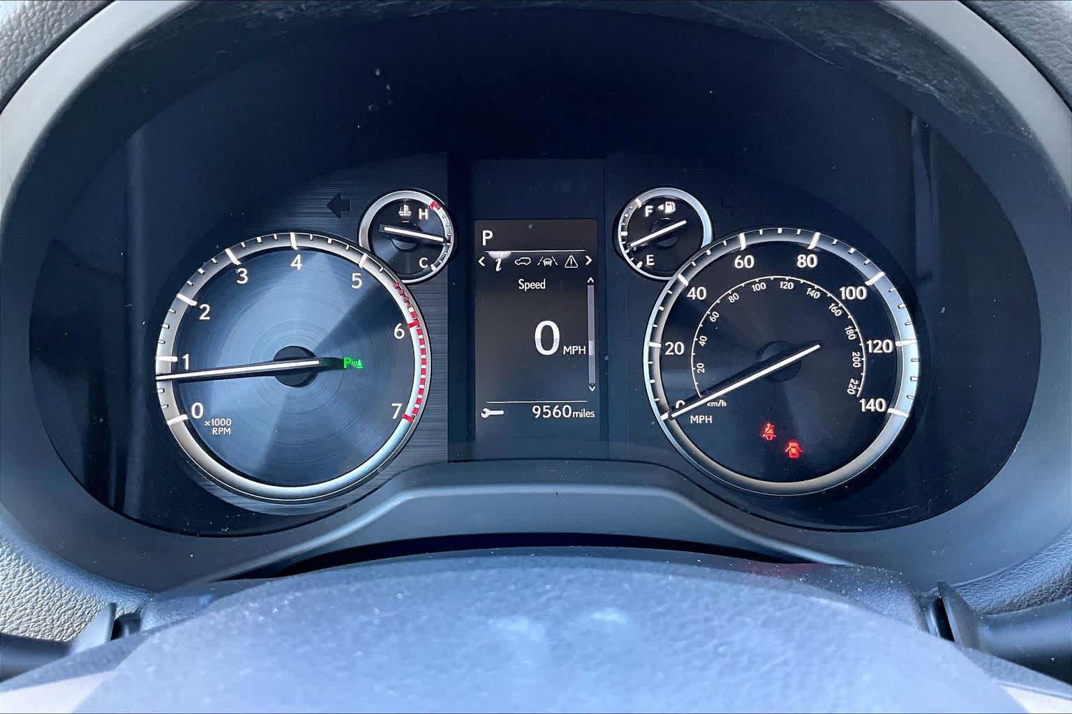 Used 2021 Lexus GX 460 Premium AWD/4WD image 25