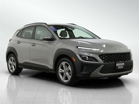 Used 2023 Hyundai Kona SEL image 7