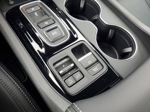 New 2025 Honda Pilot EX-L image 24