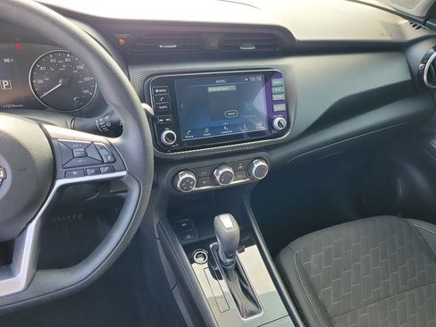 Certified 2024 Nissan Kicks SV FWD image 20