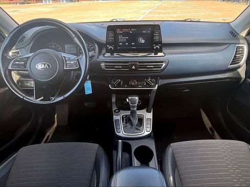 Certified 2021 Kia Seltos S FWD image 9