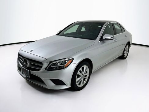 Used 2019 Mercedes-Benz C 300 4MATIC Sedan image 3