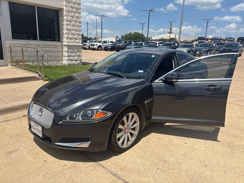 Used 2014 Jaguar XF 3.0 RWD image 1