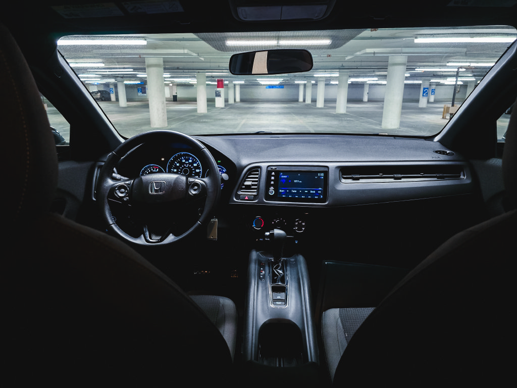Used 2019 Honda HR-V Sport image 3