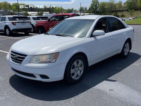 Used 2010 Hyundai Sonata GLS image 1