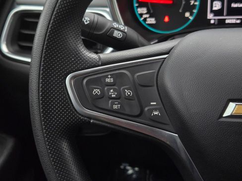 Used 2022 Chevrolet Equinox LS image 19