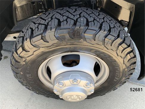 Used 2022 RAM 3500 4x4 Crew Cab DRW image 26