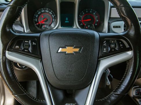 Used 2012 Chevrolet Camaro SS RWD image 16
