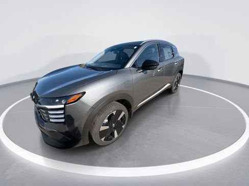 New 2026 Nissan Kicks SR image 4