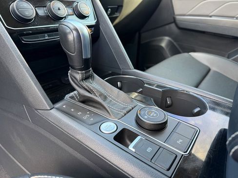 Used 2022 Volkswagen Atlas SE image 13