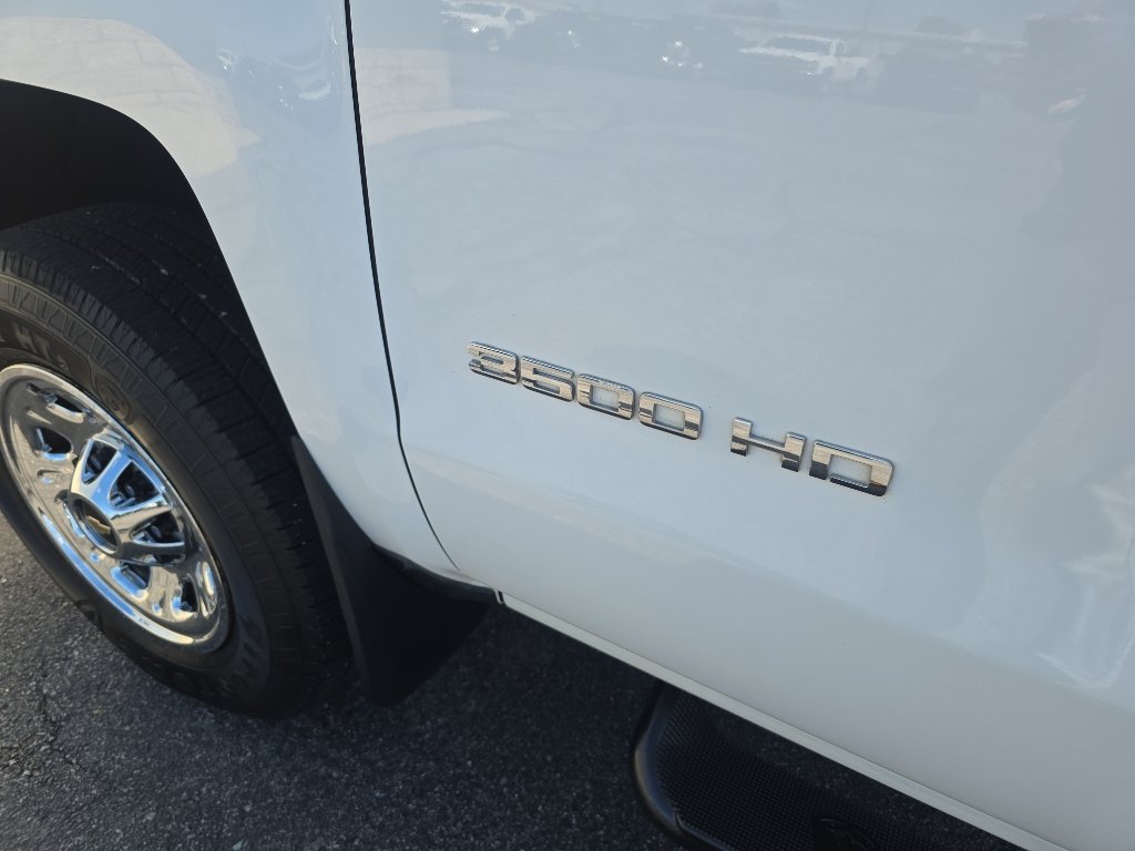 Used 2015 Chevrolet Silverado 3500 W/T RWD image 28