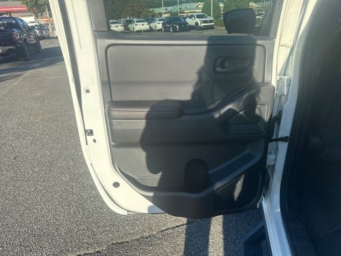 New 2026 Nissan Frontier PRO-4X w/ Pro-4x Convenience Package image 21