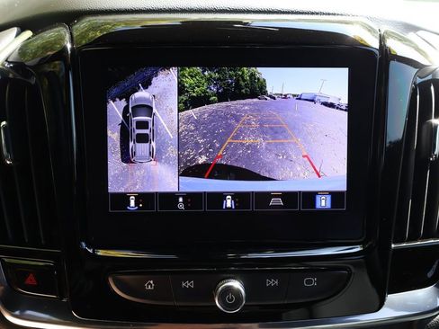 Certified 2023 Chevrolet Traverse RS w/ LPO, Floor Liner Package image 18