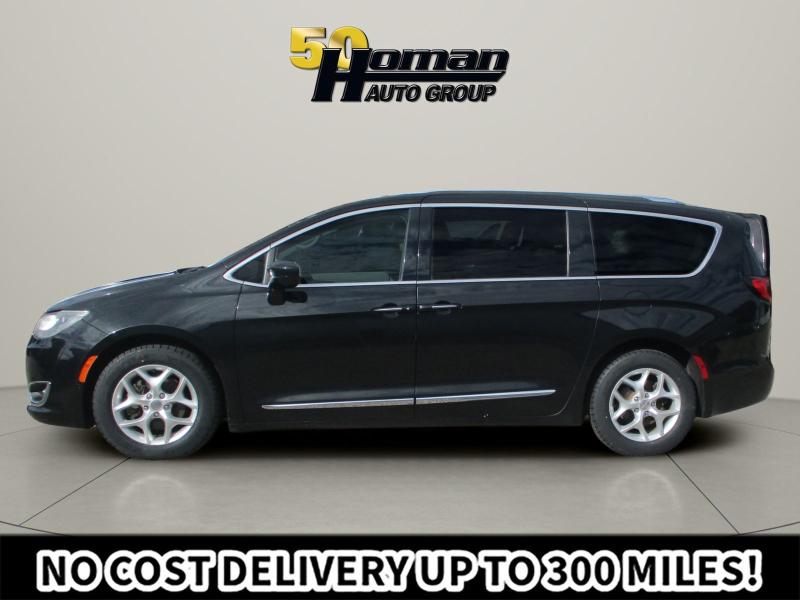 Used 2018 Chrysler Pacifica Touring-L Plus w/ Advanced Safetytec Group FWD image 2