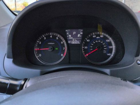 Used 2014 Hyundai Accent GLS image 30