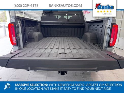 Certified 2025 GMC Sierra 1500 Denali w/ Denali Reserve Package AWD/4WD image 8