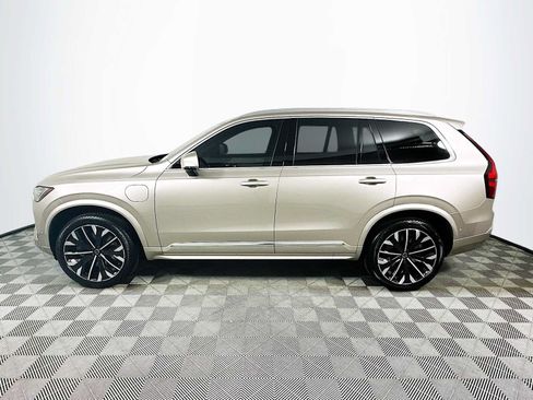 New 2026 Volvo XC90 T8 Plus w/ Protection Package Premier AWD/4WD image 4