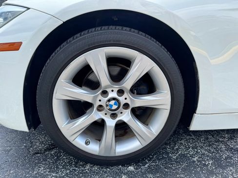 Used 2015 BMW 320i Sedan RWD image 10