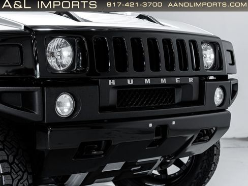 Used 2009 HUMMER H2 Luxury image 18