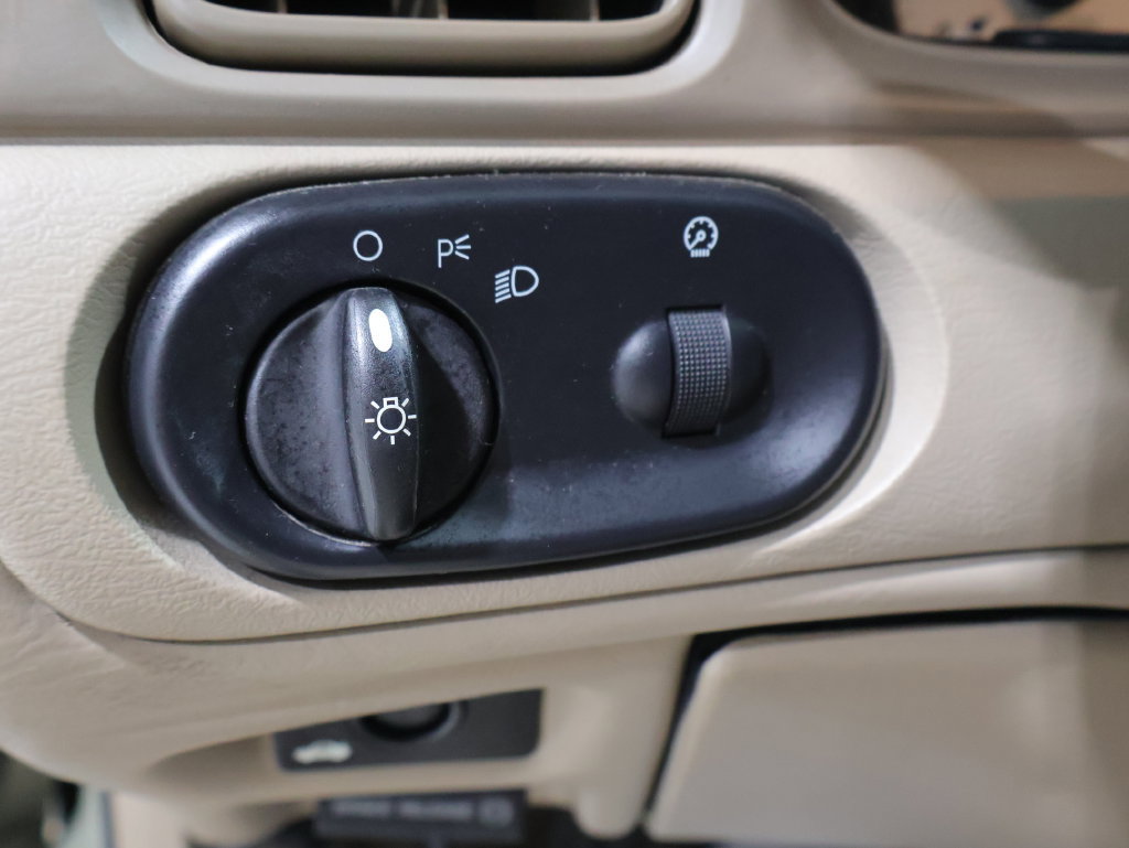 Used 2006 Ford Taurus SEL FWD image 29