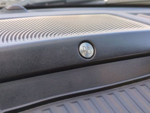 Used 2020 Ford F150 Limited w/ Trailer Tow Package image 31