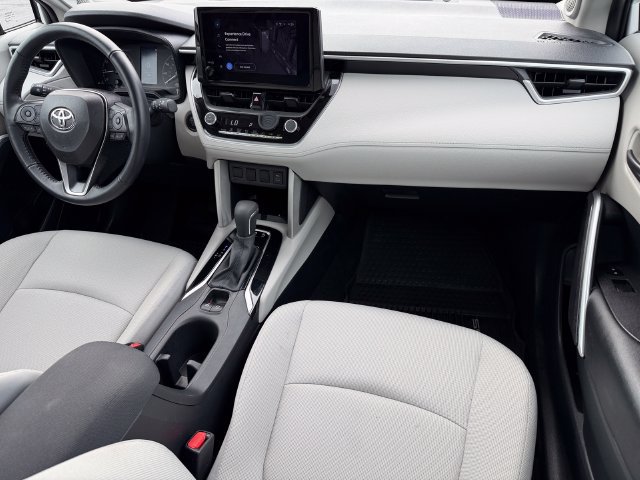 Certified 2024 Toyota Corolla Cross LE w/ Moonroof Package AWD/4WD image 34