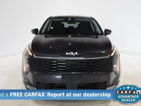 Used 2026 Kia Sportage LX FWD image 2