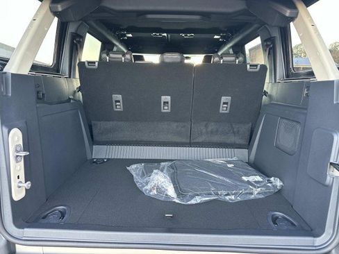 New 2025 Ford Bronco Outer Banks image 18