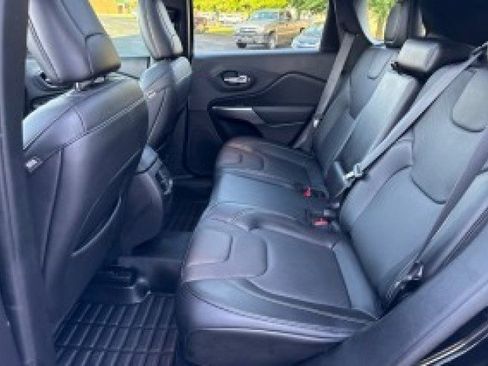 Used 2021 Jeep Cherokee Latitude Lux 80th Anniv w/ Quick Order Package 26U 80TH image 30